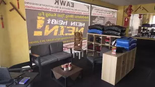 Sitzbereich innerhalb der Akademie