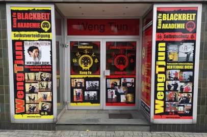 Weng Tjun Akademie, Eingang